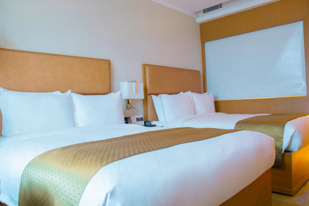 Holiday Inn Baguio City Centre, An Ihg Hotel Dış mekan fotoğraf