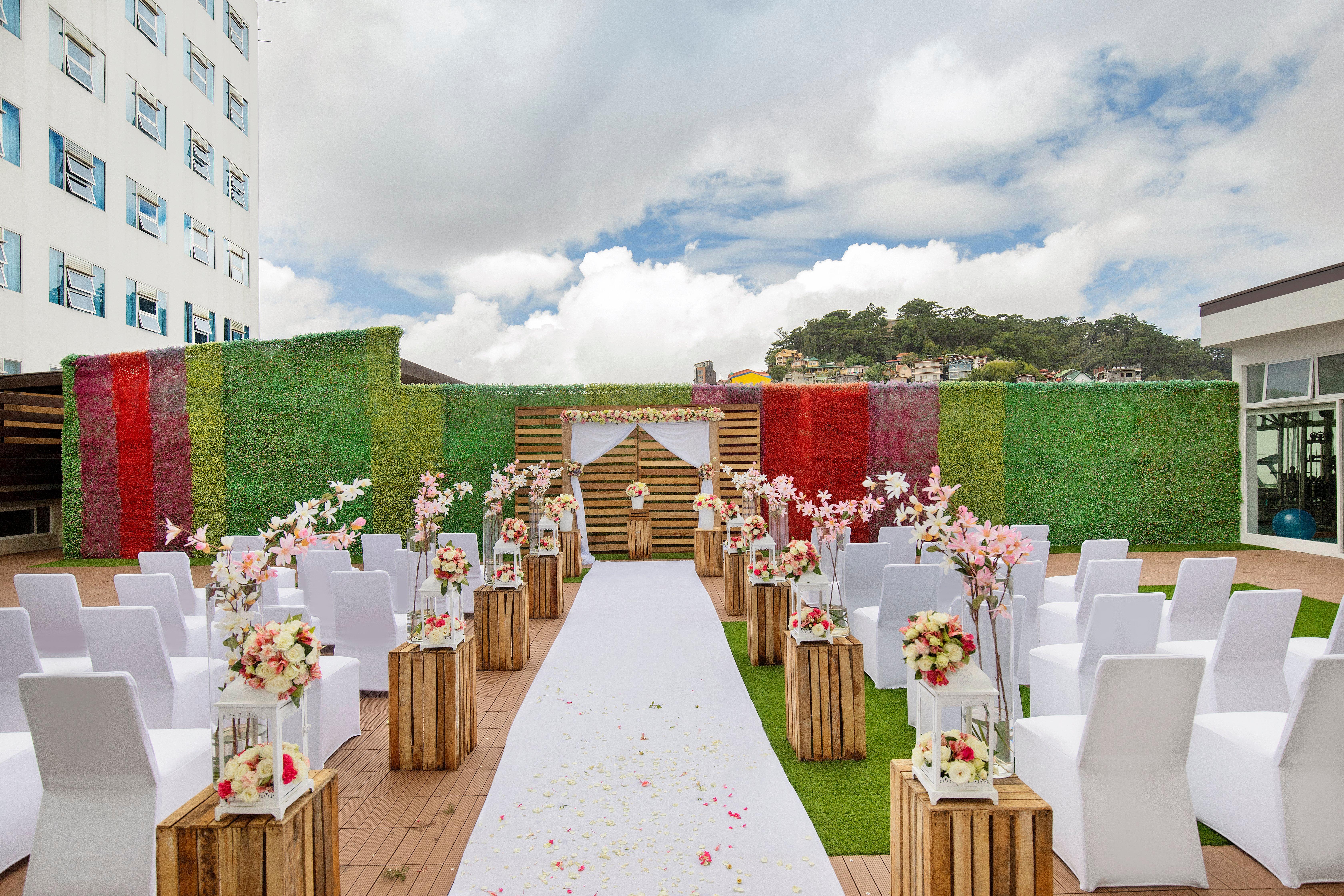 Holiday Inn Baguio City Centre, An Ihg Hotel Dış mekan fotoğraf